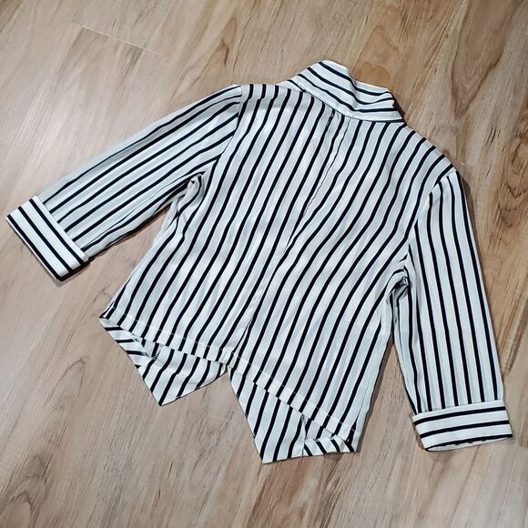 🔺️Ali & Kris Blue & White Striped Open Front Lightweight Blazer Small - Picture 2 of 8